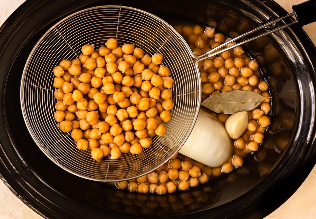 Wholesale Chickpeas Supplier in Morocco; Bulk Pricing, Customs Tariffs & Import Process Simplified